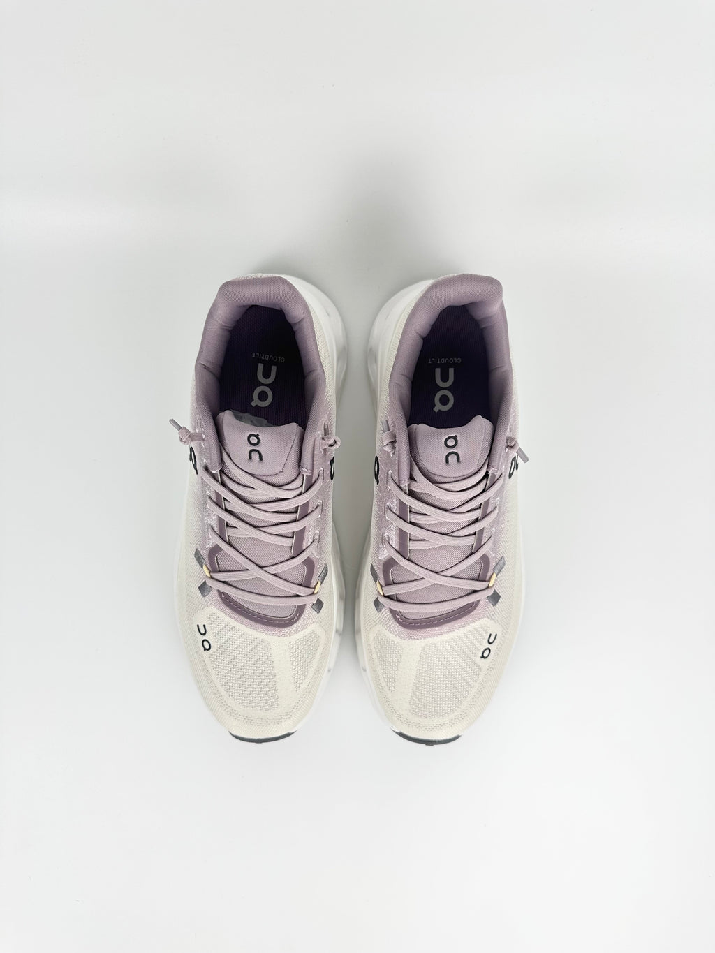 ON CLOUD Violet